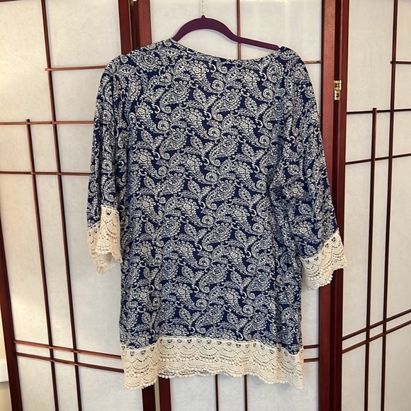 Solitaire Boho Tunic Top XL in EUC. Navy and Cream. - Picture 3 of 7